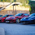 Parking Ferrari Tour 2023 de las 1000 millas organizado por H.R. Owen
