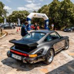 Porsche 911 Turbo Clásico llegando al 40 Aniversario Porsche Club España en la Finca Aldea Santillana