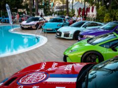 Time To Shine de Marbella Motorsports en la piscina del Hotel Hard Rock Hotel