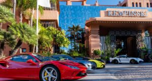 Exposición de Magna Supercars en Kempinski Hotel Bahía de Estepona por el concurso elegancia costa del sol