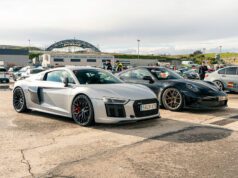 Audi R8 y Porsche 992 GT3 en la presentación temporada 2024 de 8000vueltas en el Circuito del Jarama