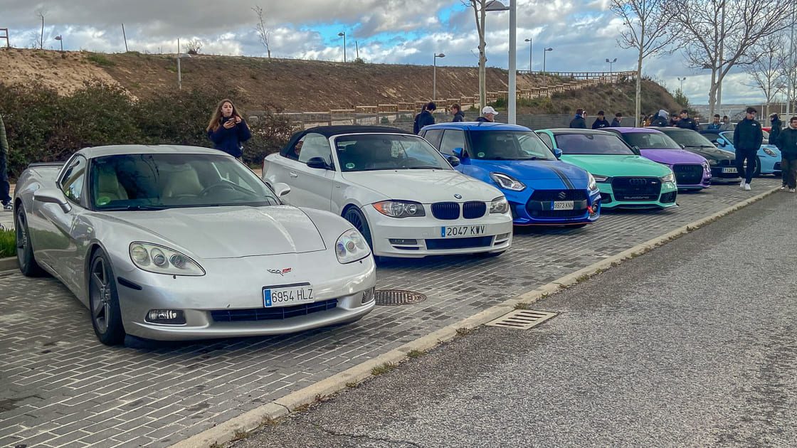 Chevrolet Corvette C6, BMW Serie 1 y muchos más en el evento Exclusive Motor Organization en Valdebebas, Madrid