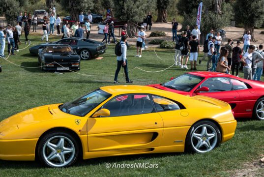 Homenaje Ferrari 355 y Ferrari Testarossa en Autopía 3