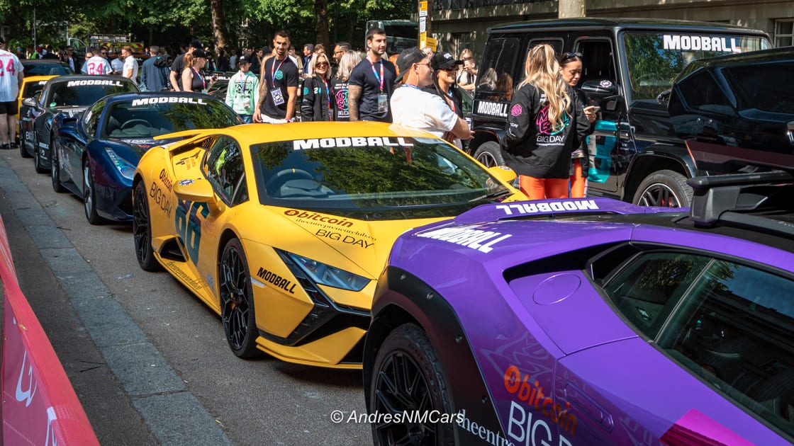 Lamborghini Huracán Técnica y STO en la salida del Rally Modball 2024 en Londres