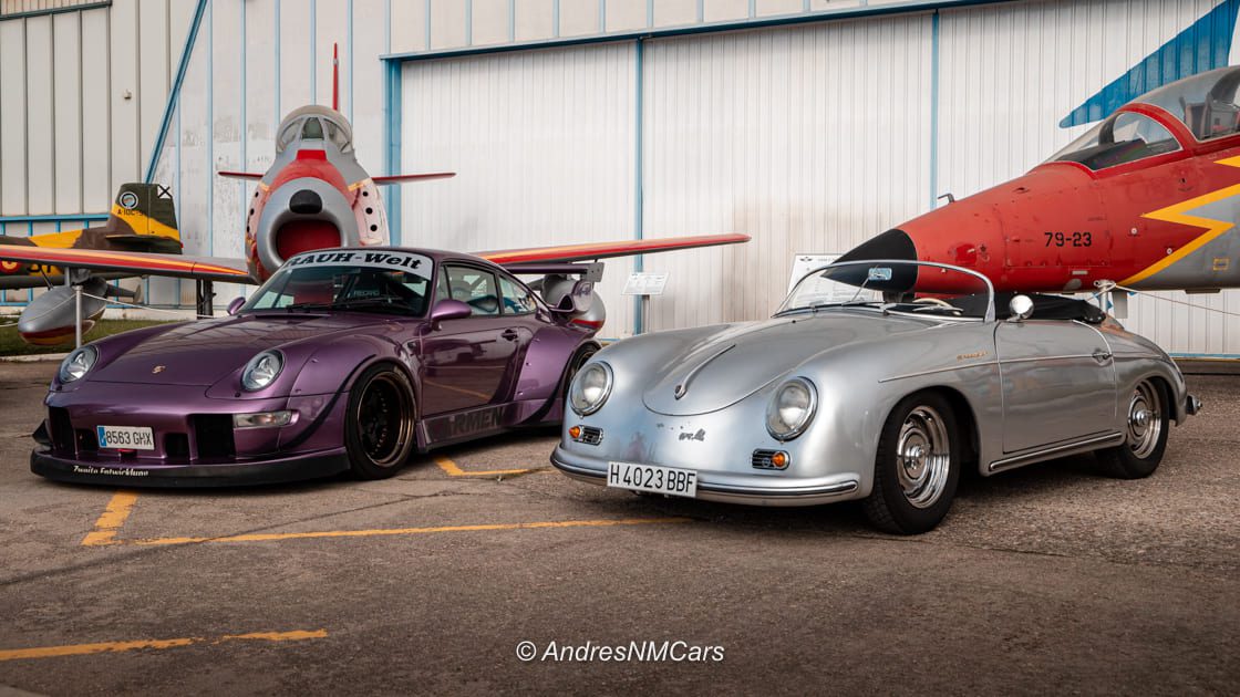 Porsche RWB y Porsche 356 en el evento Cars & Planes organizado por Roadstr y The Vintage Grand Tour