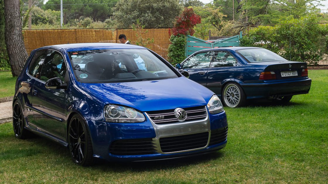 Volkswagen Golf R32