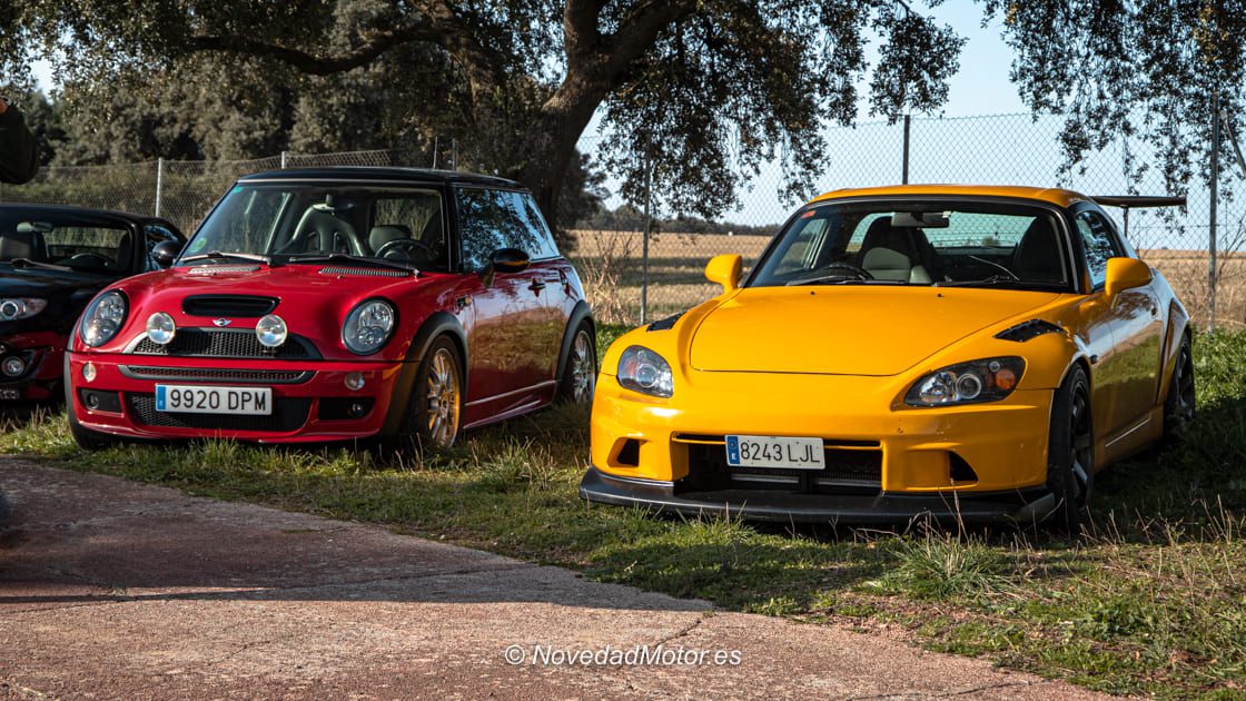 Mini John Cooper Works y Honda S200 en el Tercer Evento Roadstr en Guadalajara