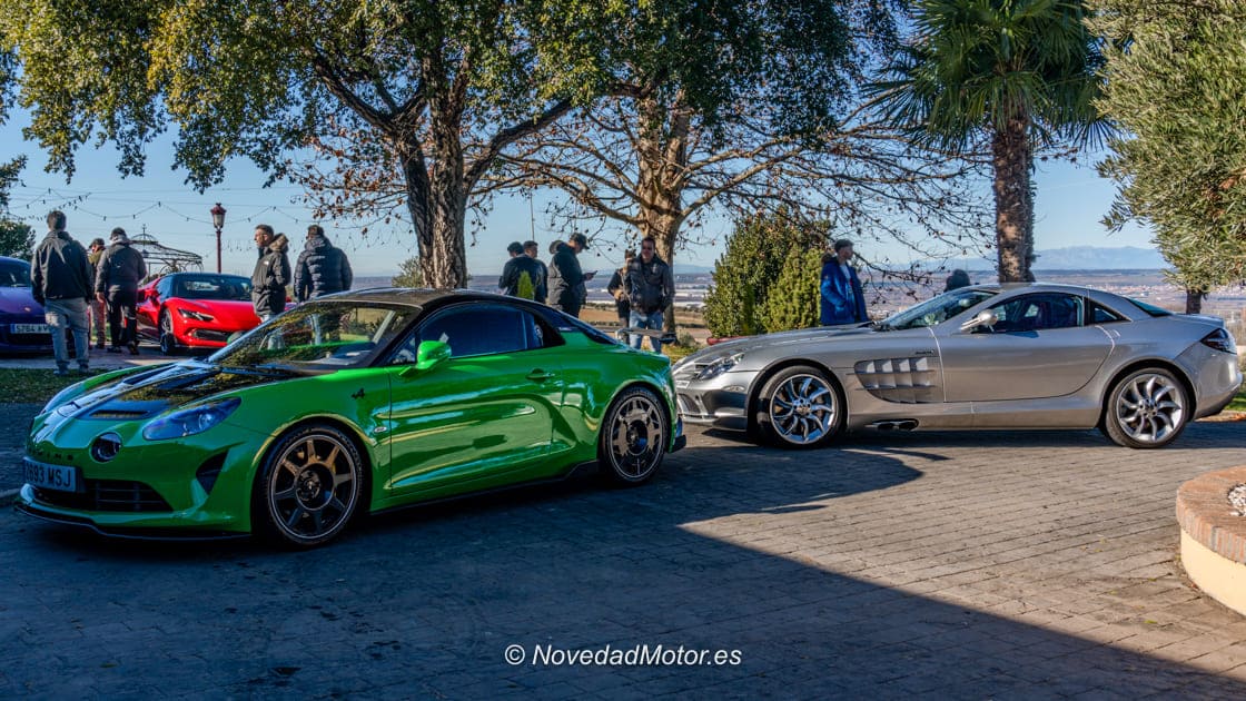 Mercedes-Benz SLR McLaren en el evento Roadstr Christmas Breakfast en Guadalajara