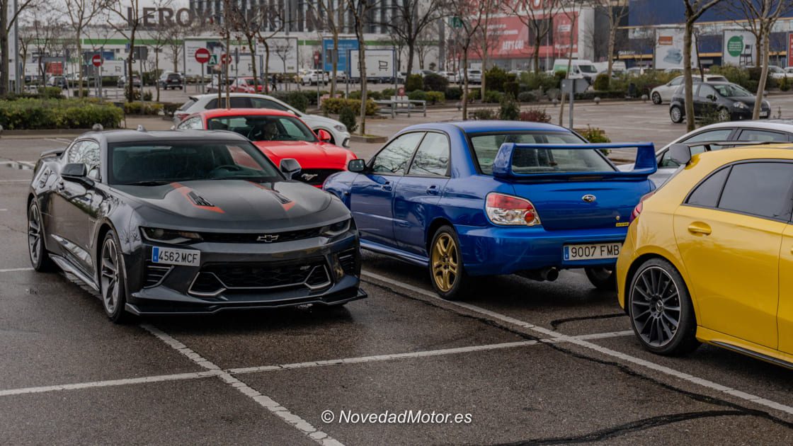 Chevrolet Camaro SS 50 Aniversario y Subaru Impreza STI