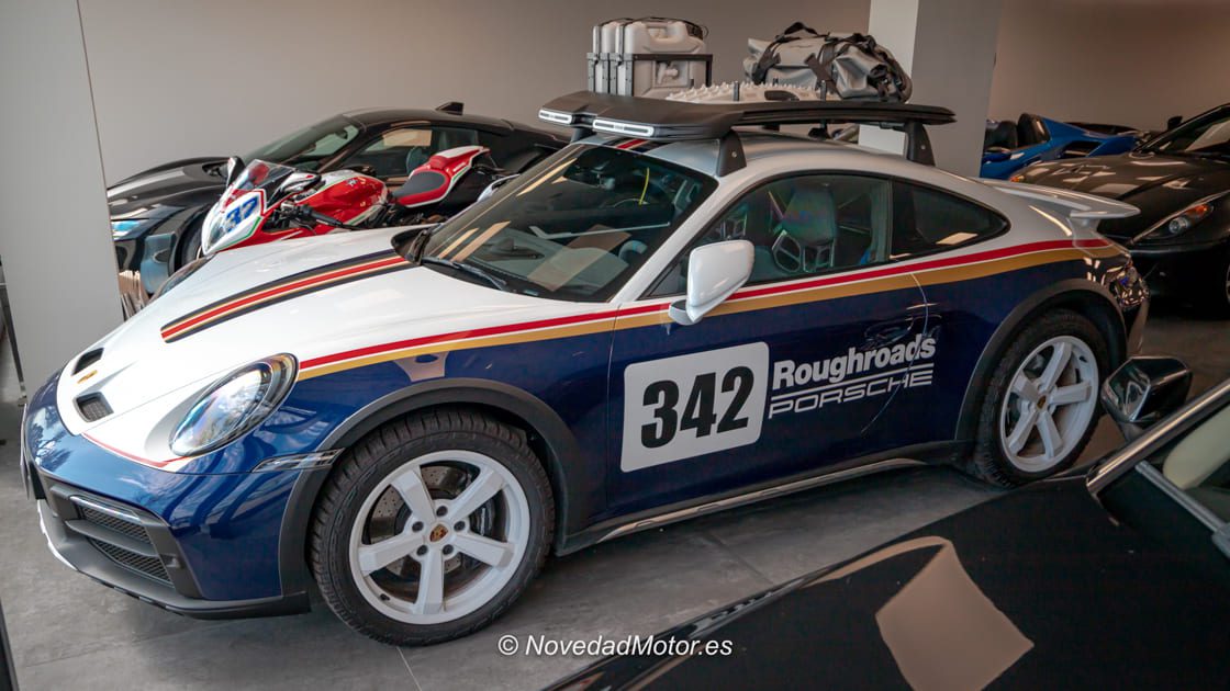 Porsche 911 Dakar en ICONIC Motor Gallery