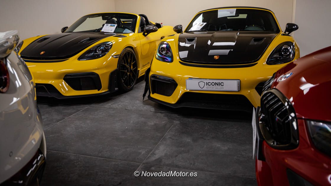 Dos Porsche Spyder RS