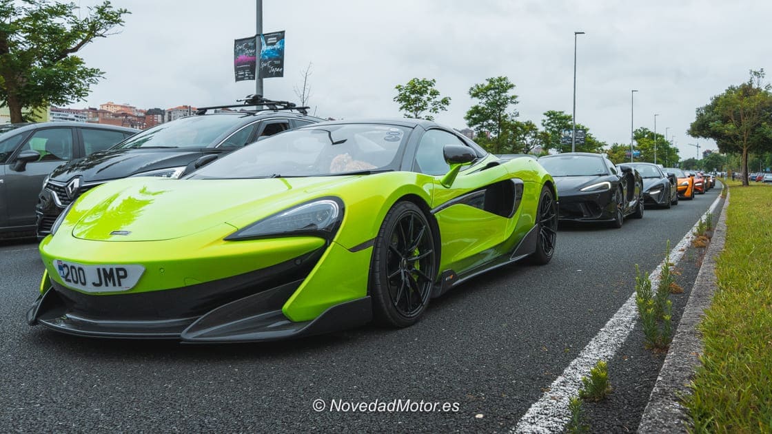 Llegada Club Mclaren Owners UK a Santander