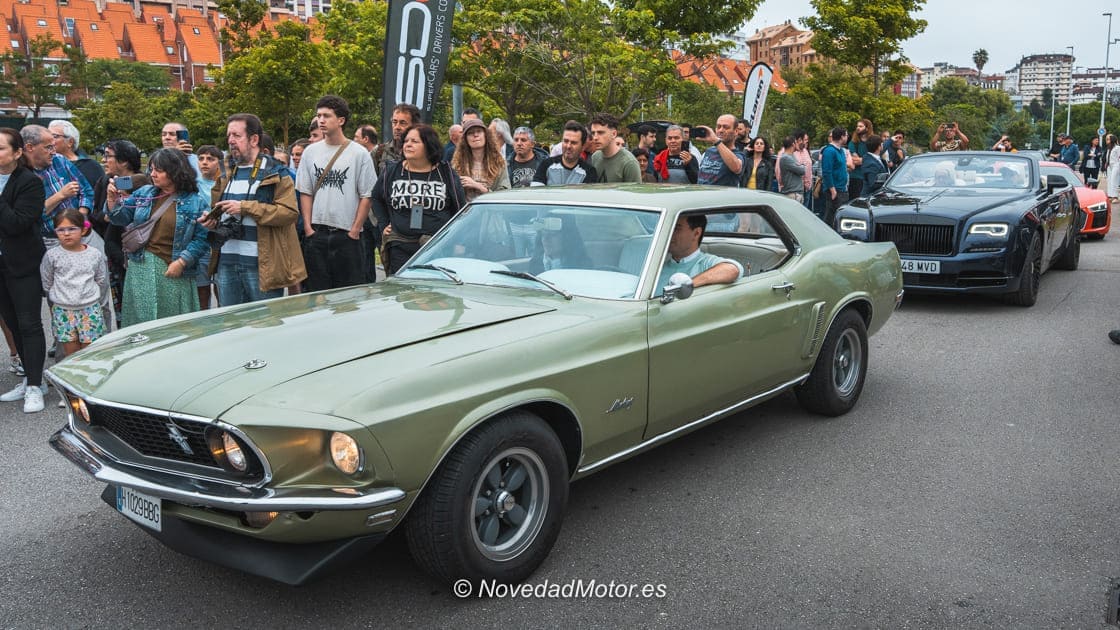 Desfile Supercars Drivers Community 2025 en Parque de las Llamas de Santander