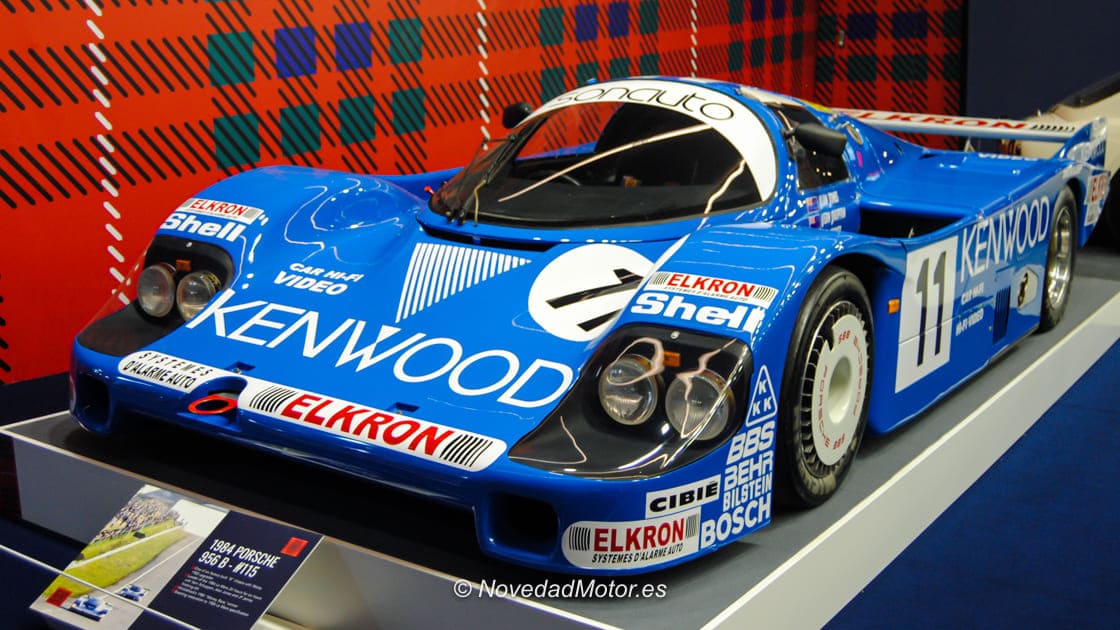 Porsche 956B del stand de Fiskens en Retromobile París 2026 Porsche 956B del stand de Fiskens en Retromobile París 2026