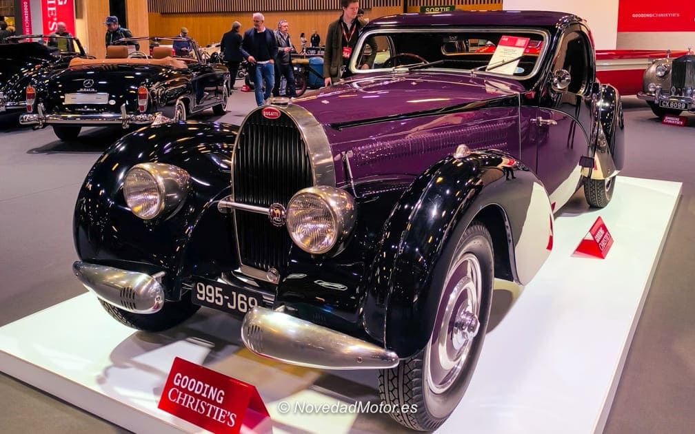 Bugatti Type 57C Atlante del stand de Gooding Christies en Retromobile París 2026 Bugatti Type 57C Atlante del stand de Gooding Christies en Retromobile París 2026