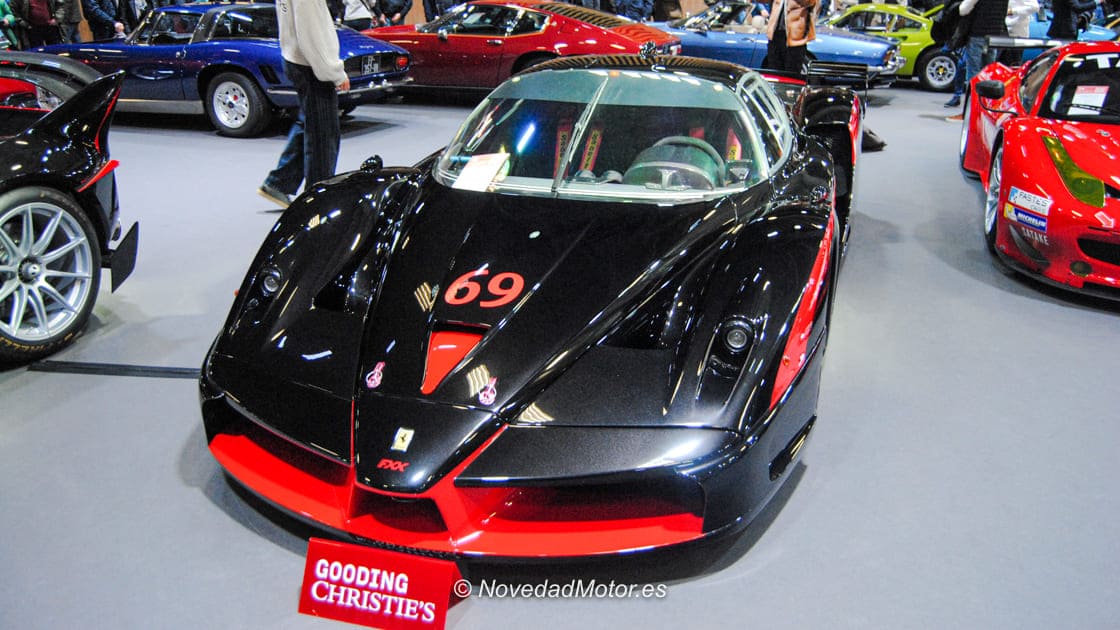 FXX K EVO del stand de Gooding Christies en Retromobile París 2026 FXX K EVO del stand de Gooding Christies en Retromobile París 2026