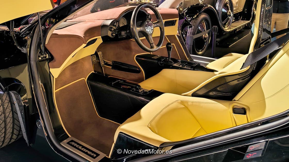 McLaren F1 del stand de Kidston en Retromobile París 2026 McLaren F1 del stand de Kidston en Retromobile París 2026