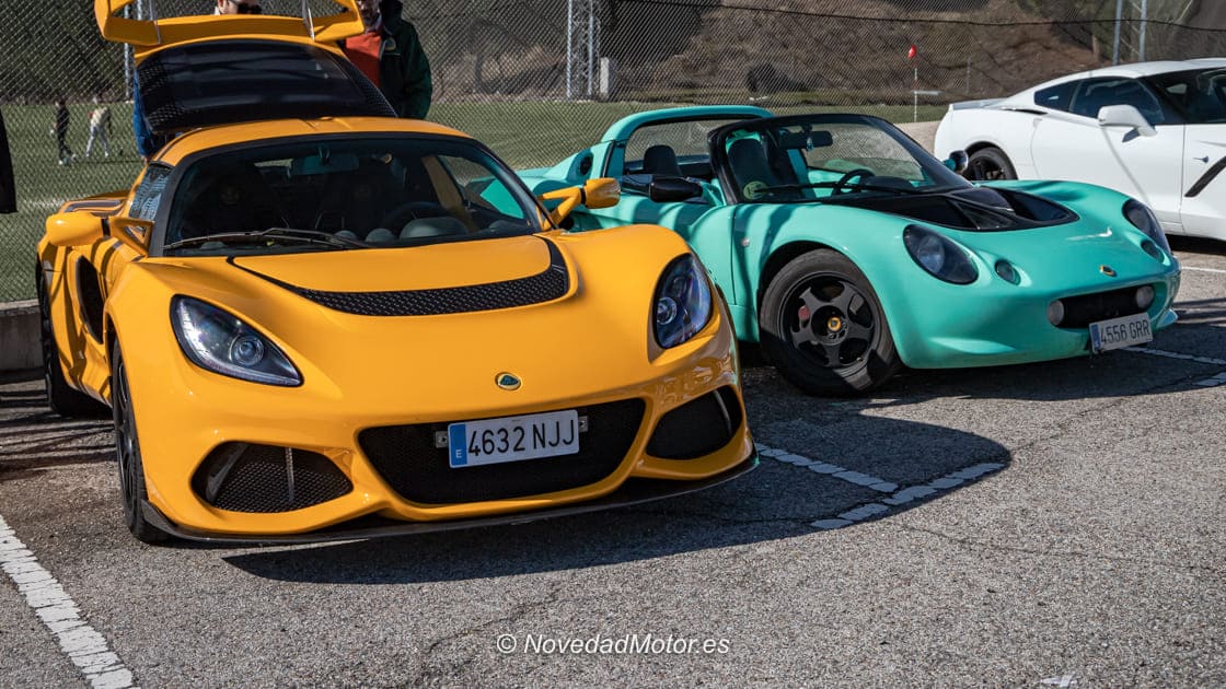 Lotus Exige y Lotus Elise en el RoadStr Breakfast Madrid.