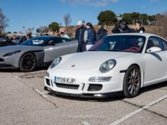 Porsche 911 GT3 y Aston Martin DB11 en el RoadStr Breakfast Madrid.