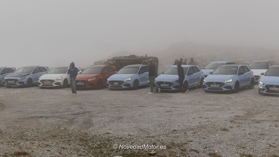 Hyundai N en durante la parada de Velefique de la quinta Ruta por Almería organizada por el Club Hyundai N Almería