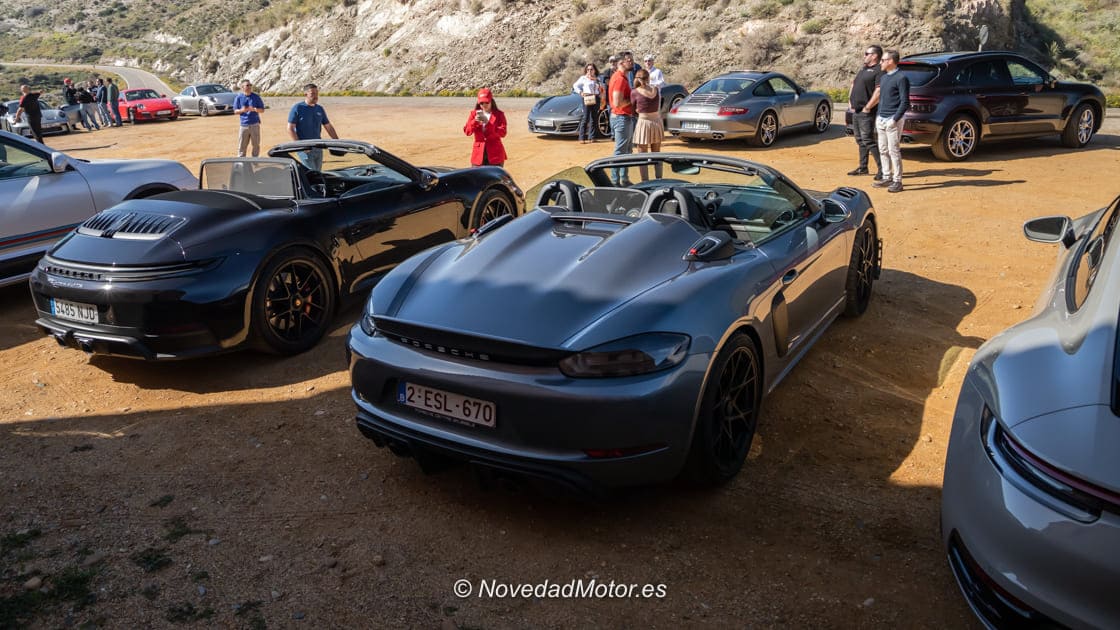 Segunda parada de la Ruta Costa de Almería organizada por Club Porsche Granada - Almería en mirador Segunda parada de la Ruta Costa de Almería organizada por Club Porsche Granada - Almería en mirador