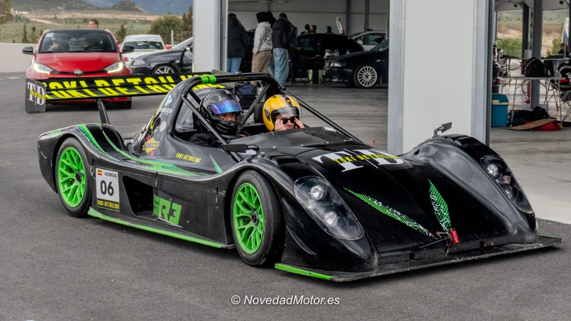 Barqueta Radical en el Trackday Almería en el Circuito de Tabernas