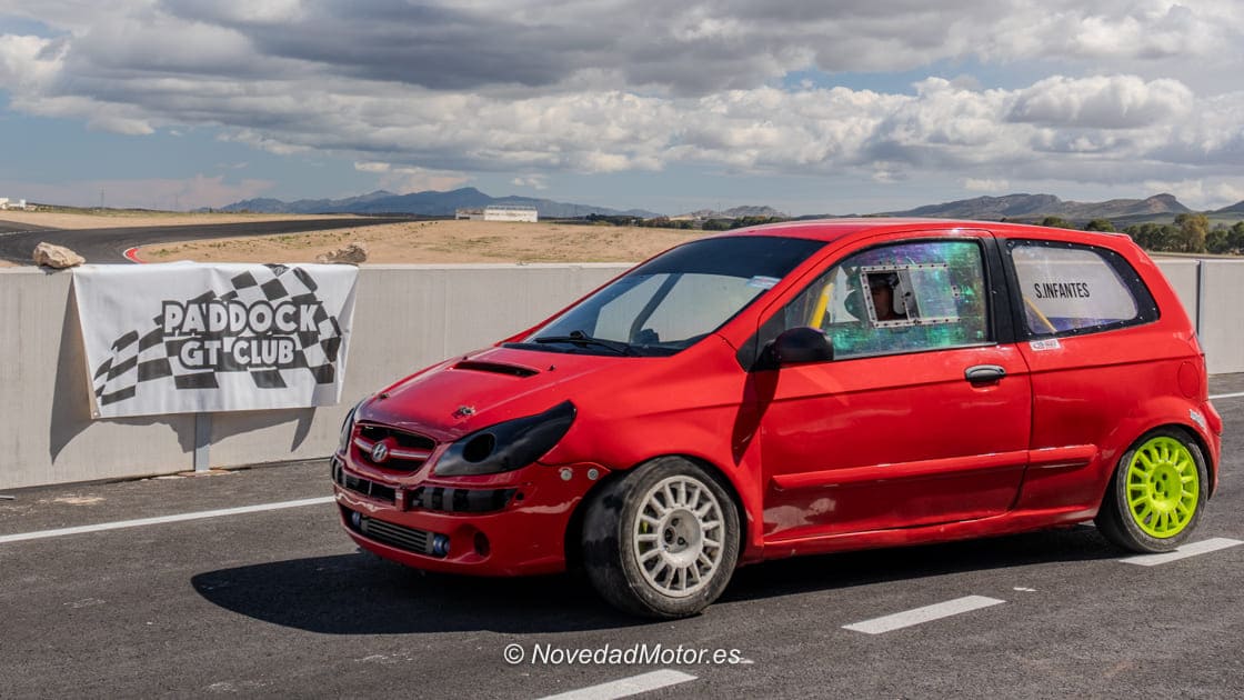 Hyundai de Paddock GT Club en el Circuito de Tabernas