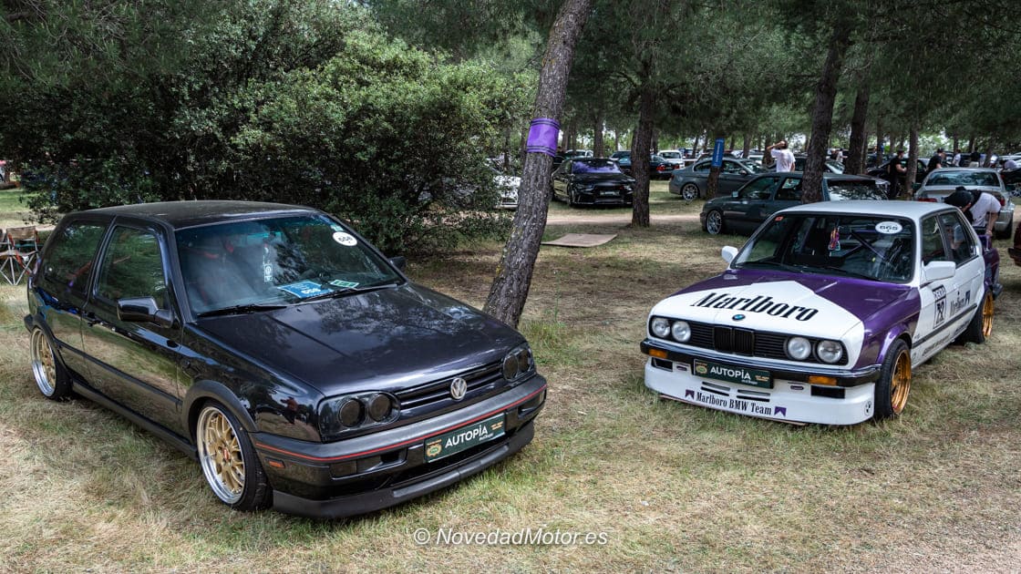 Volkswagen Golf Mk3 clásico y BMW E30 expuestos en Autopía Madrid 2026.