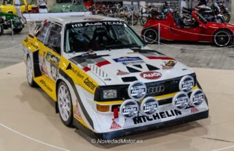 Audi quattro de rally (estética Grupo B / réplica) expuesto en RetroAlmería 2026