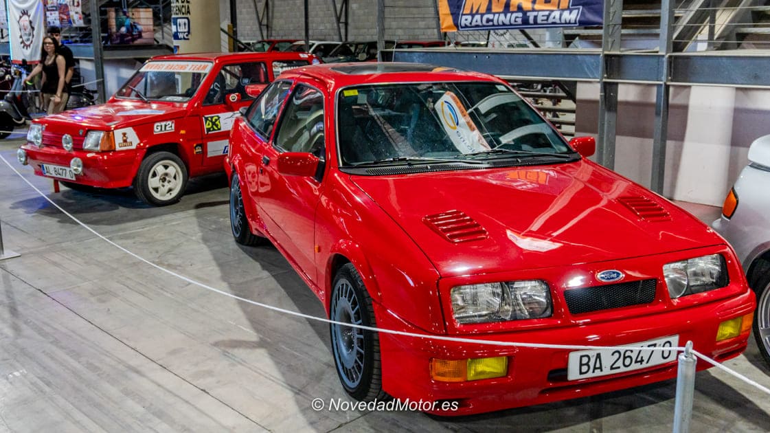 Ford Sierra Cosworth (estética competición) expuesto en RetroAlmería 2026 (Aguadulce, Almería)