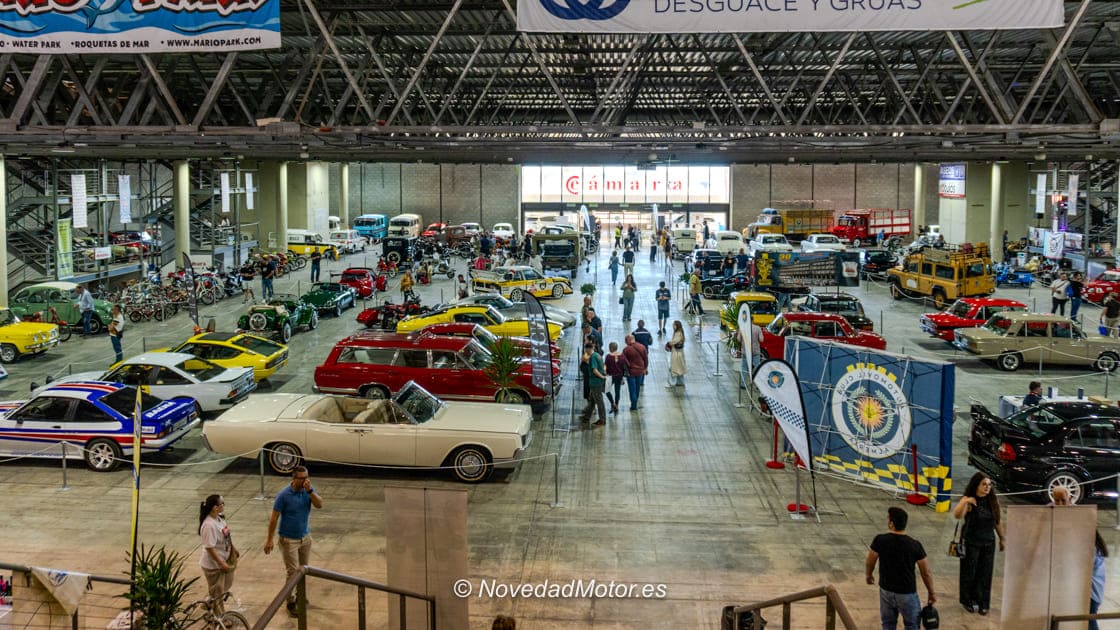 Vista general del recinto y la exposición de RetroAlmería 2026 en Aguadulce (Almería)