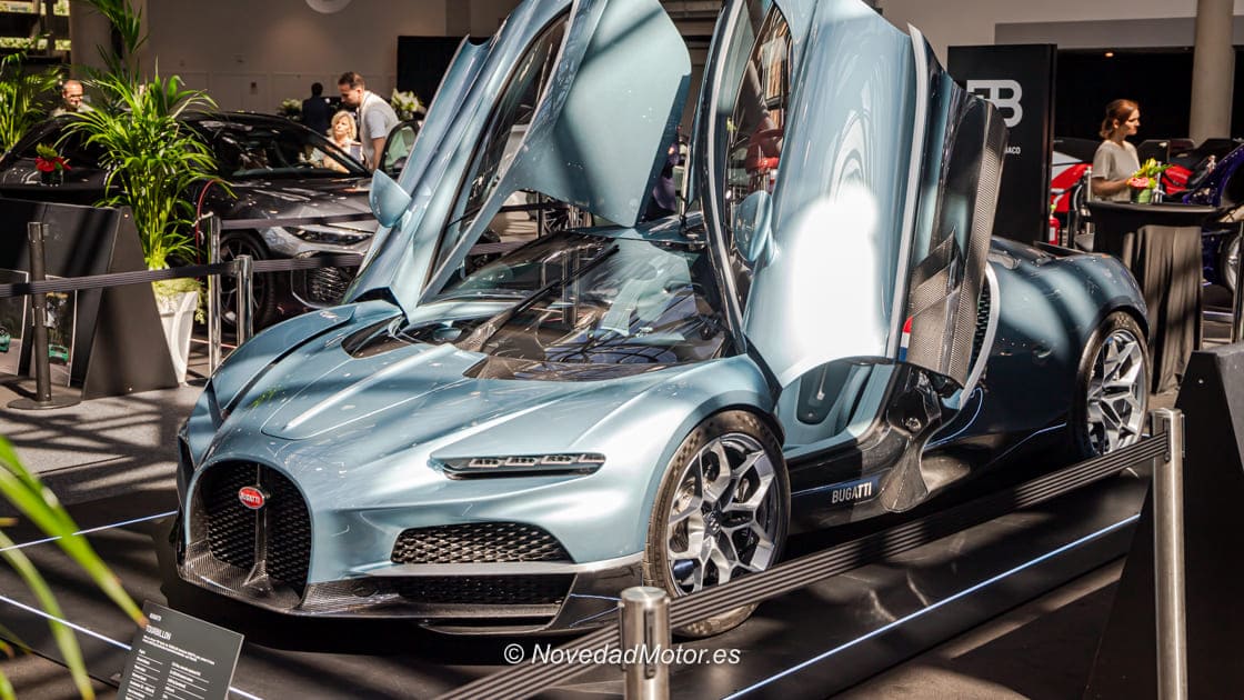 Bugatti Tourbillon expuesto en Top Marques Mónaco 2026 en el Grimaldi Forum